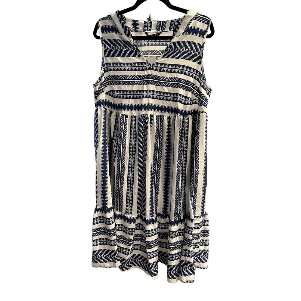 Bloomchic NWT Spring Dress size 12  B13